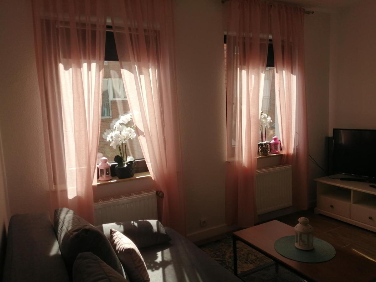 Privates, Gemuetliches Appartement Neuss Buitenkant foto
